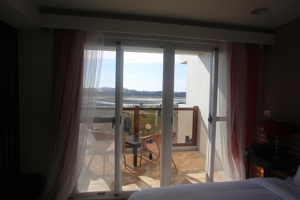 Malibu Oceanview Homestay Манонг Стая снимка