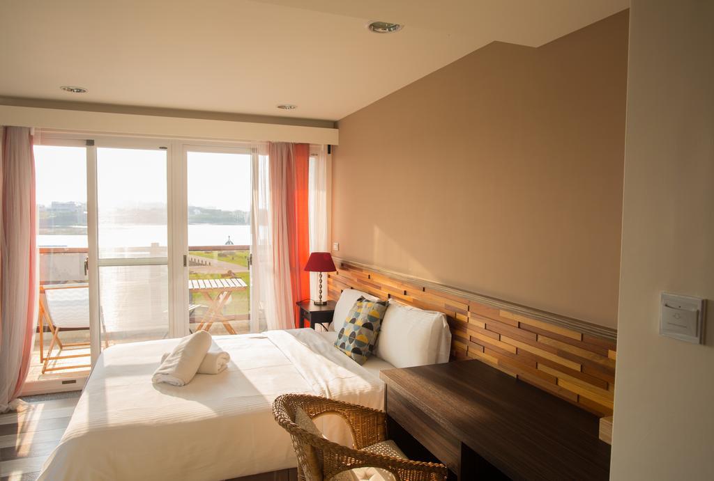 Malibu Oceanview Homestay Манонг Екстериор снимка