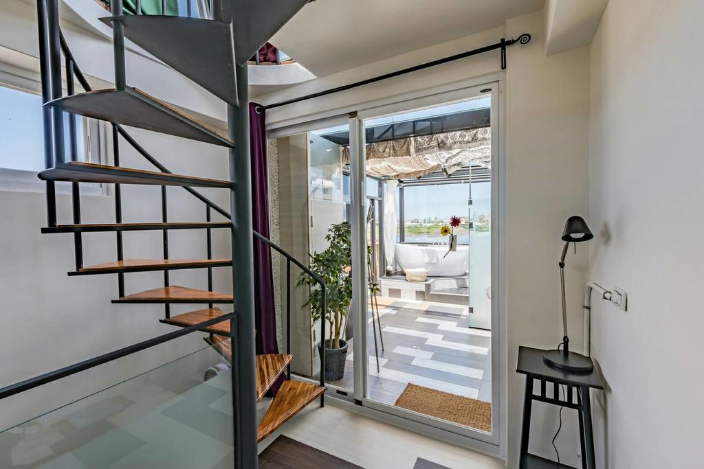 Malibu Oceanview Homestay Манонг Екстериор снимка