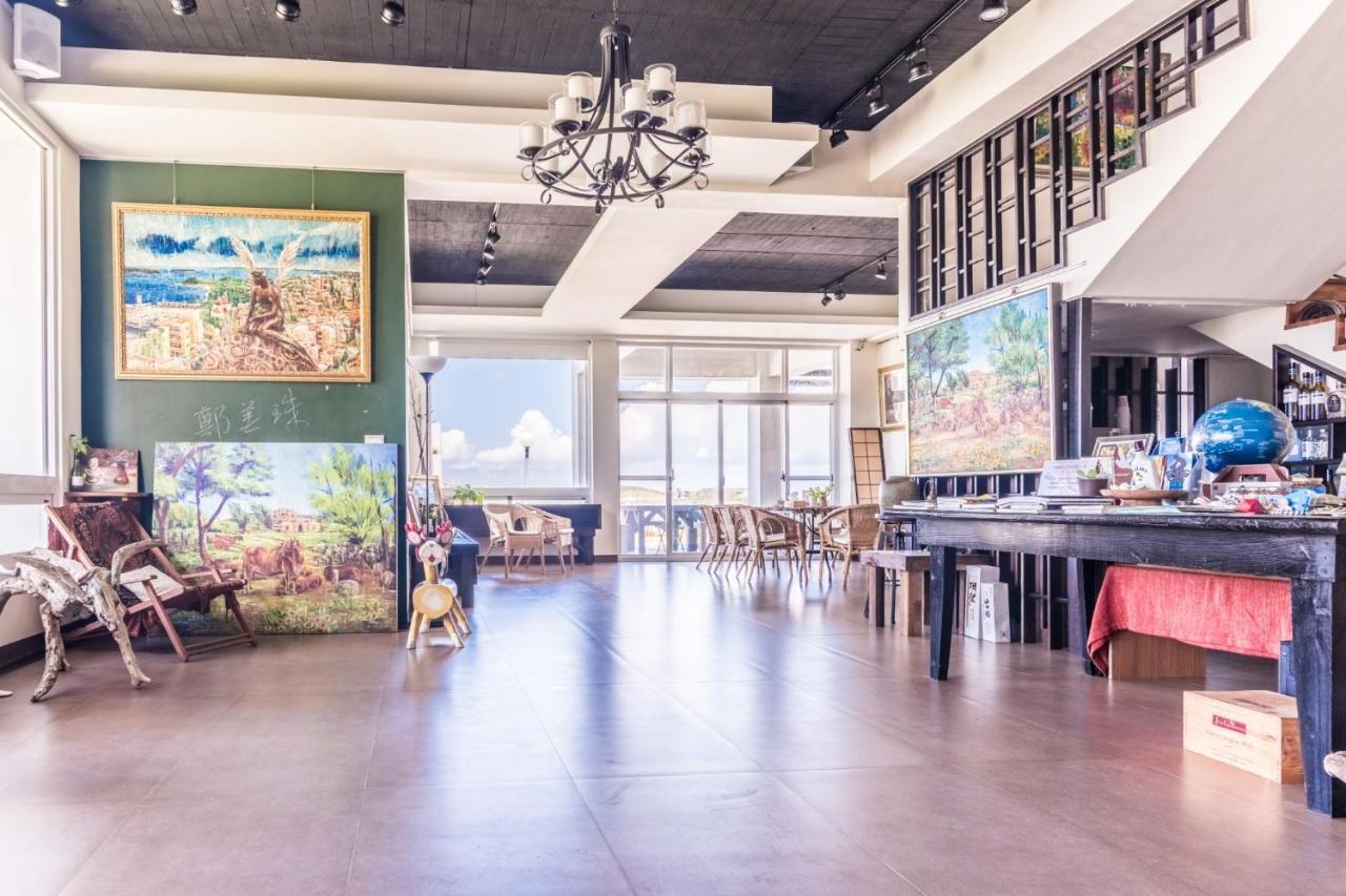 Malibu Oceanview Homestay Манонг Екстериор снимка